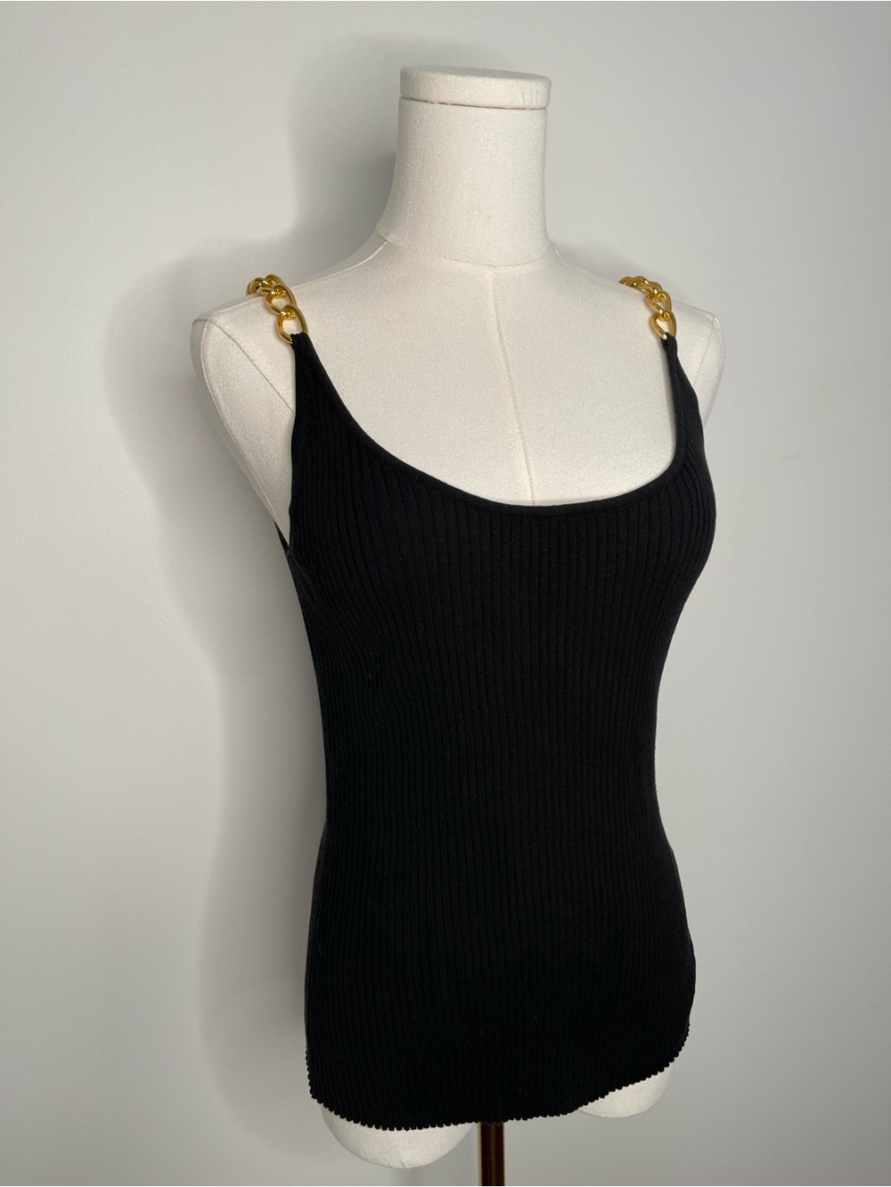 AUGUST SILK Black Ribbed Tank with Gold Chain Straps Silk Blend